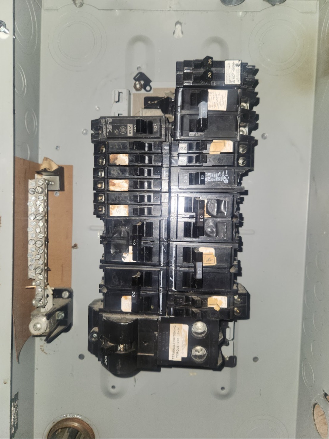 Electrical panel circuit breakers in Washington, DC — Schmidt's Electrical
